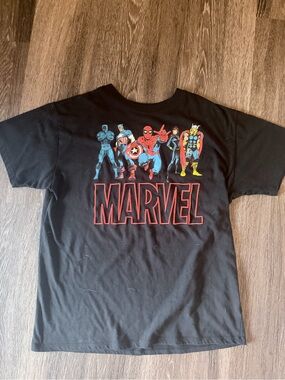 🌟Freeze Black Marvel Logo Tee
